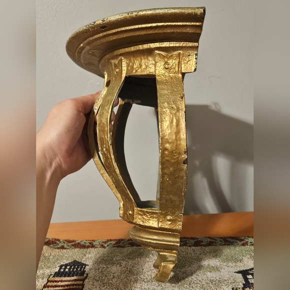 Vintage 1968 Dart Industries 3505 Gold Painted Hanging Wall Shelf - Picture 7 of 11